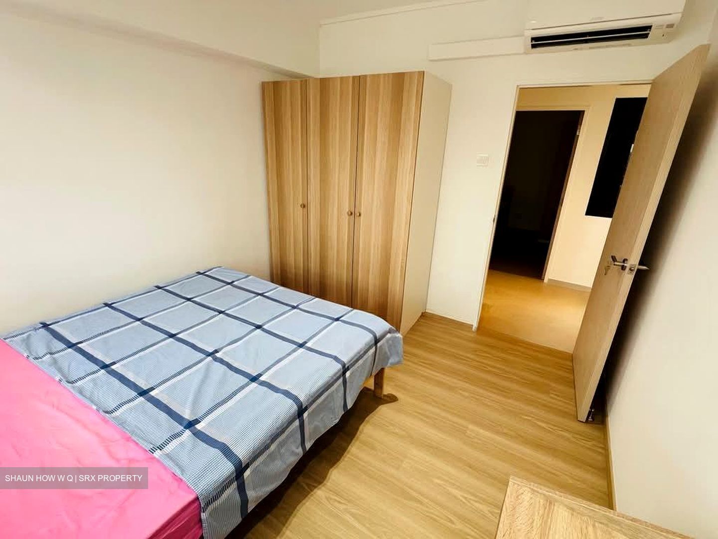 Lucky Plaza (D9), Apartment #566419651